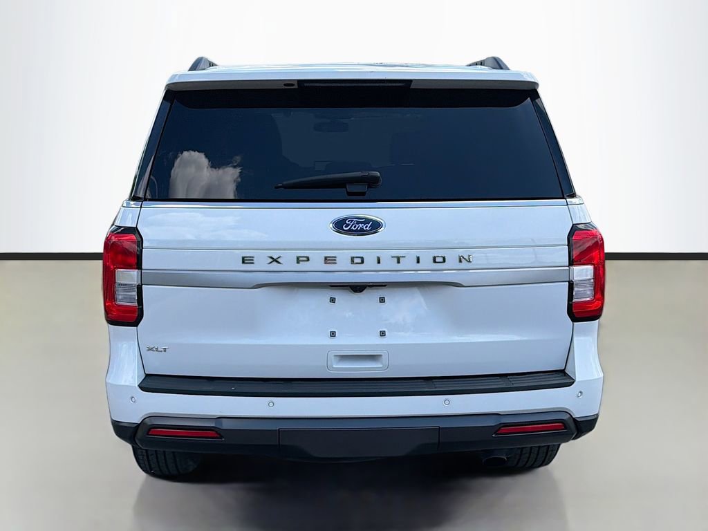 Used 2022 Ford Expedition XLT image 6