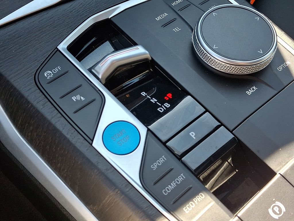 Used 2023 BMW i4 eDrive40 w/ Premium Package image 15