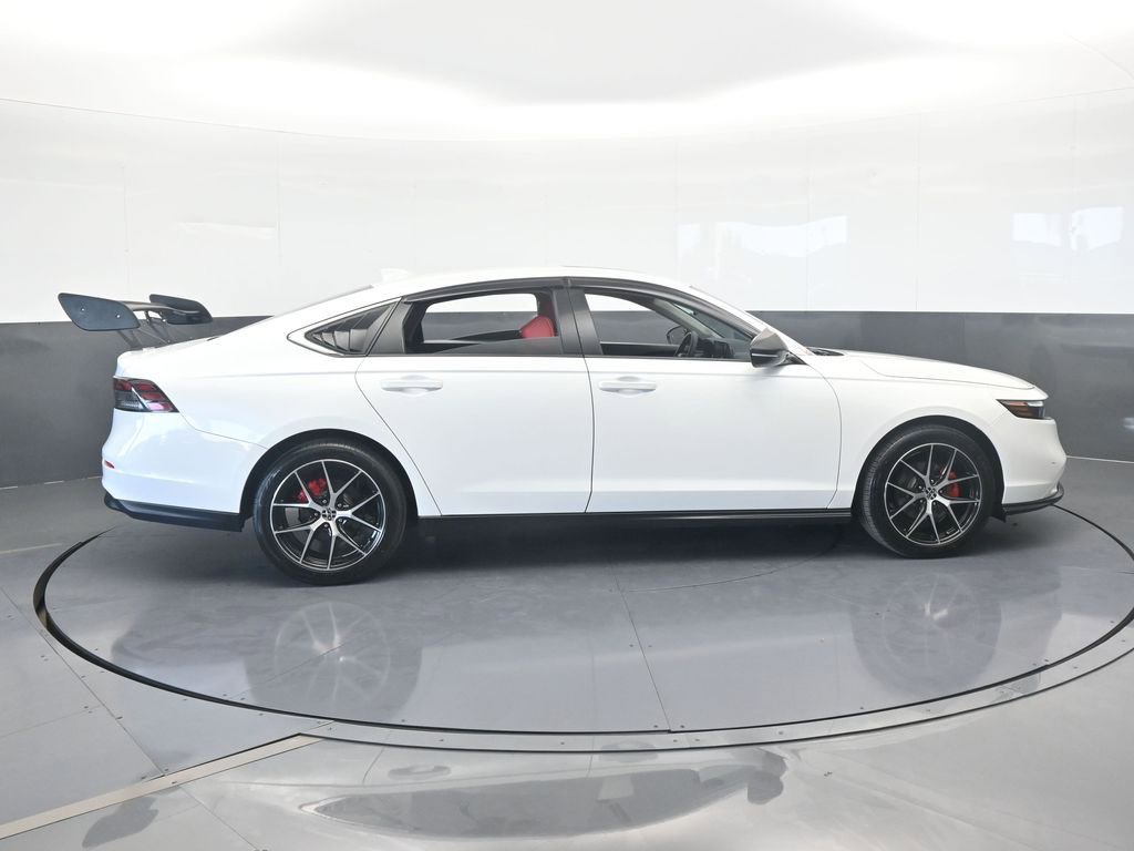 Used 2024 Honda Accord EX image 7