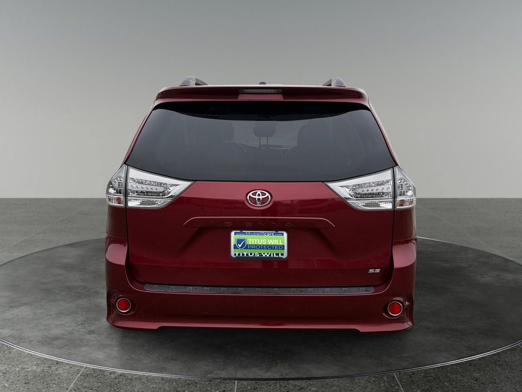 Used 2013 Toyota Sienna SE FWD image 8