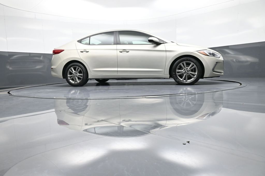 Used 2017 Hyundai Elantra Value Edition w/ Cargo Package image 28