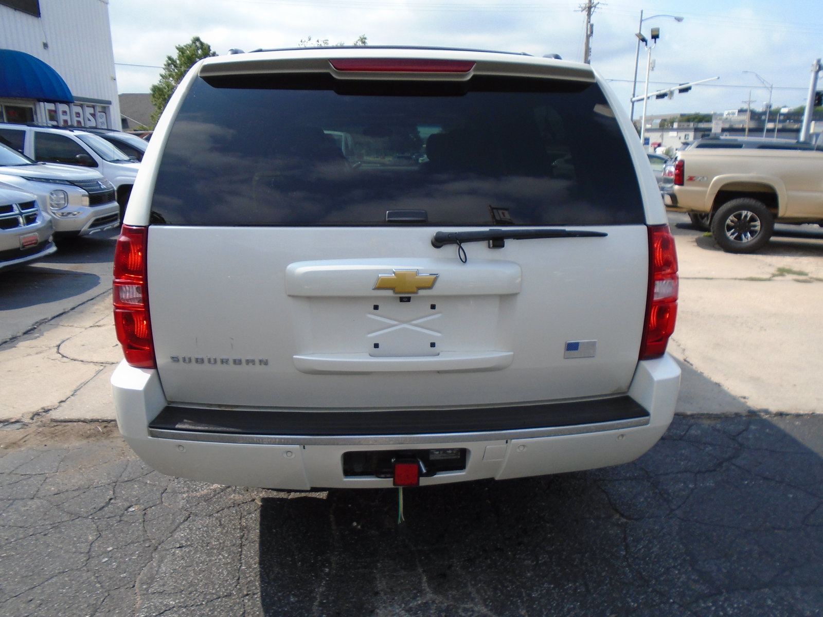 Used 2013 Chevrolet Suburban LTZ AWD/4WD image 3
