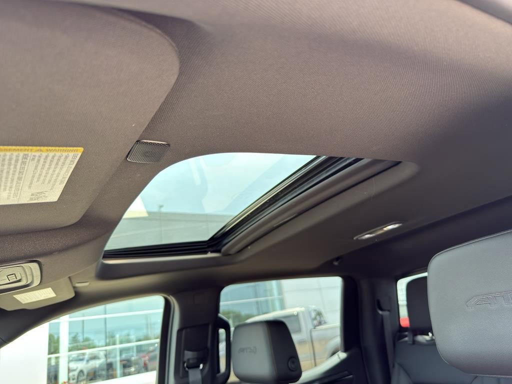 Used 2023 GMC Sierra 1500 AT4 w/ AT4 Preferred Package image 12