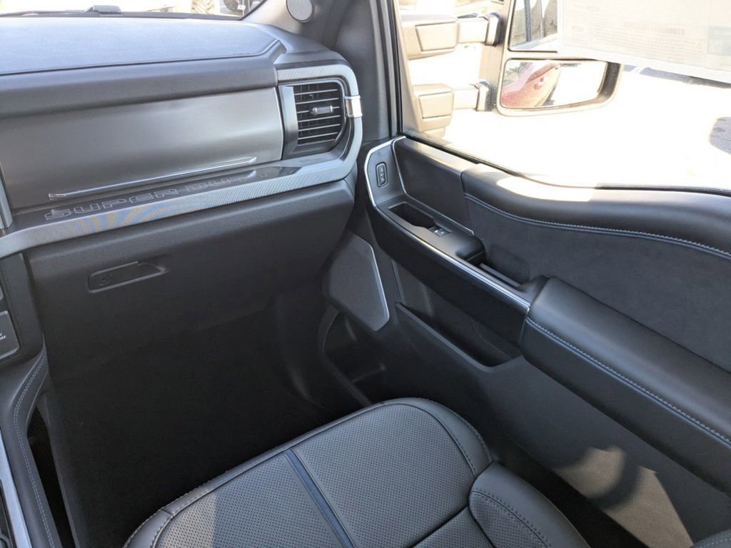 New 2026 Ford F250 Platinum image 18