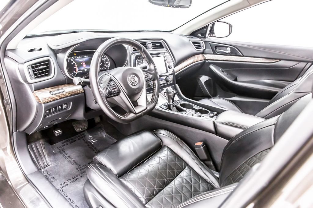 Used 2017 Nissan Maxima Platinum w/ Medallion Package FWD image 27
