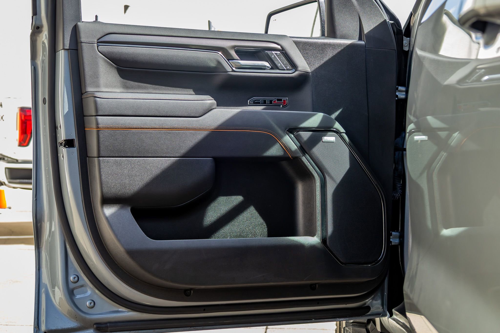 Used 2026 GMC Sierra 1500 AT4 w/ AT4 Premium Package image 33