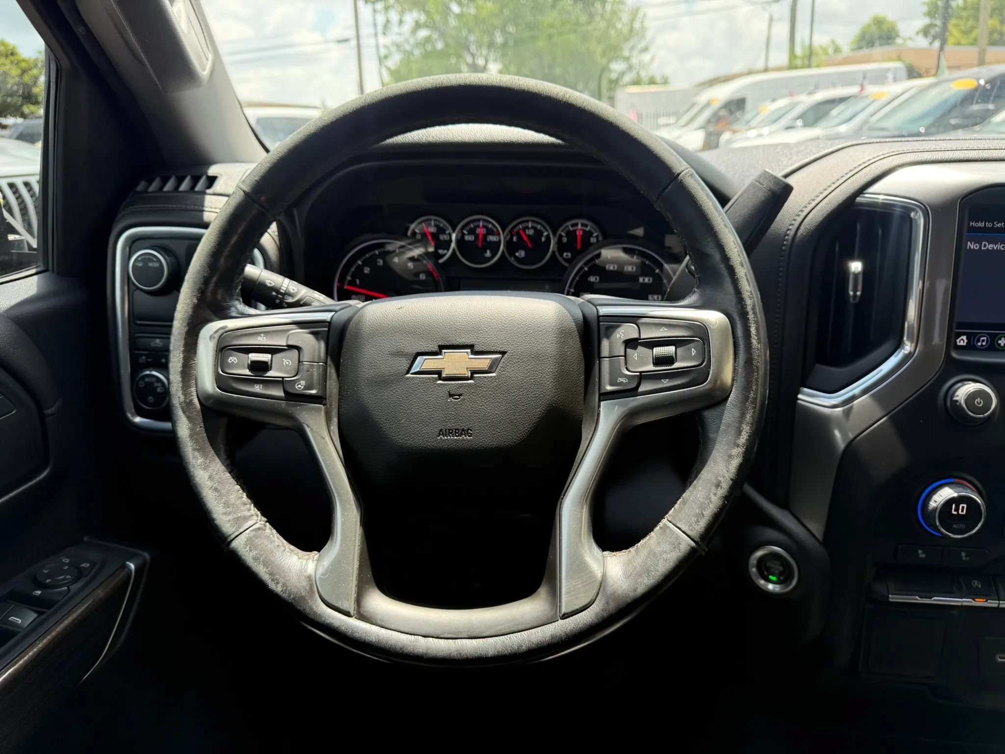 Used 2021 Chevrolet Silverado 1500 LT RWD image 8