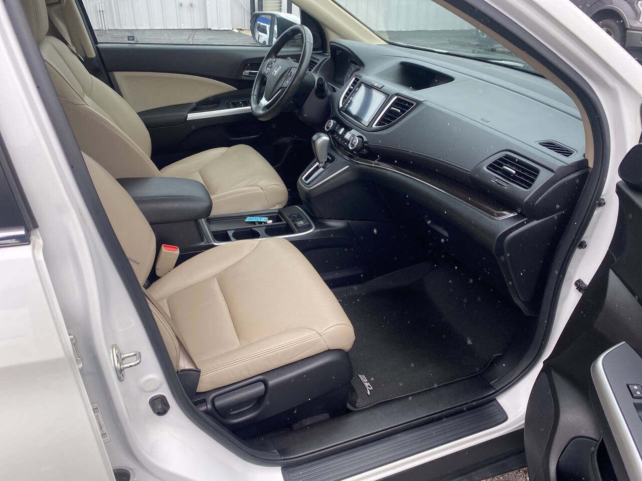 Used 2016 Honda CR-V Touring image 21