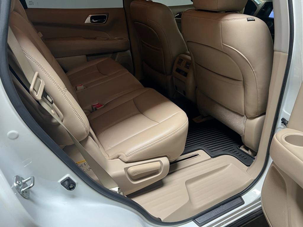 Used 2014 Nissan Pathfinder SL w/ SL Tech Package AWD/4WD image 19