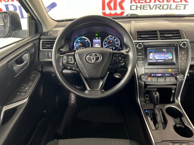 Used 2016 Toyota Camry LE image 14