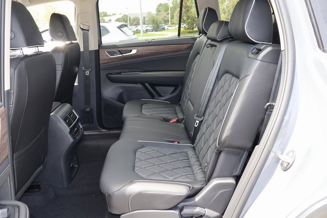 New 2026 Volkswagen Atlas SEL Premium R-Line image 13