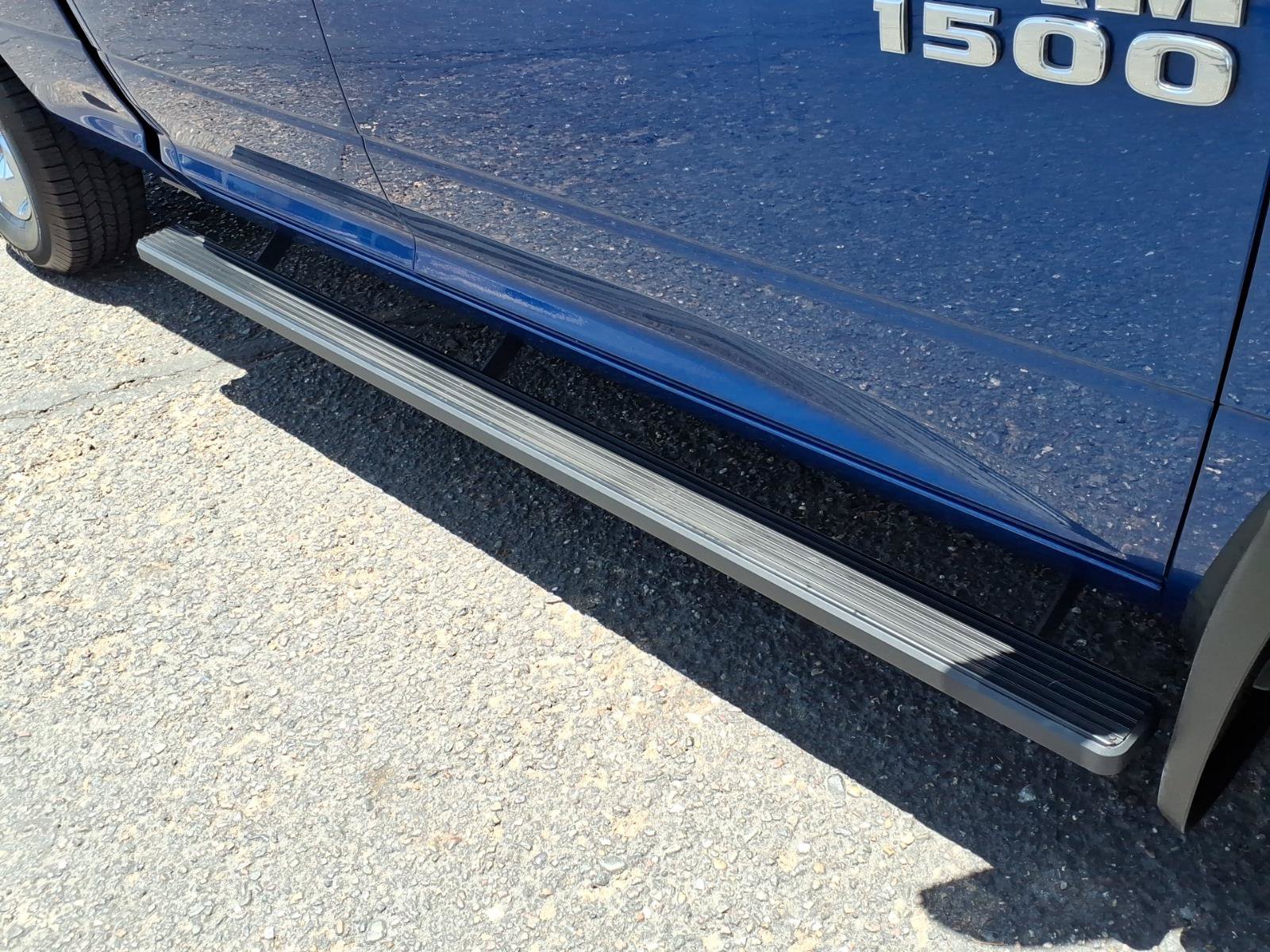 Used 2016 RAM 1500 Classic SLT RWD image 10