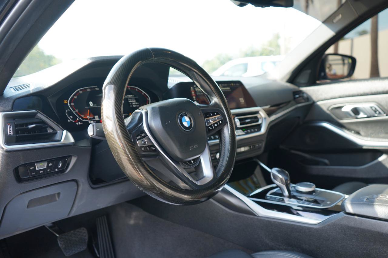 Used 2019 BMW 330i xDrive Sedan w/ Convenience Package AWD/4WD image 9