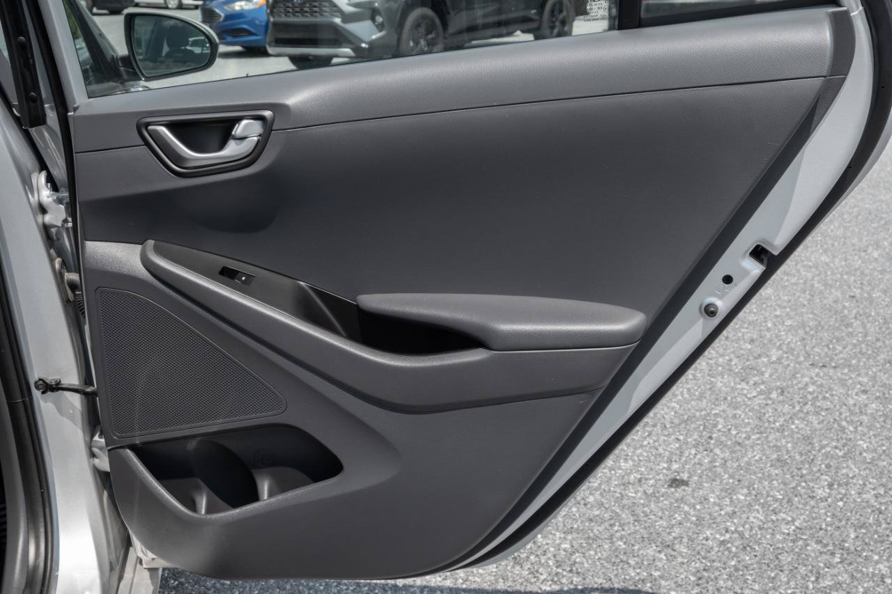 Used 2019 Hyundai Ioniq Blue FWD image 27