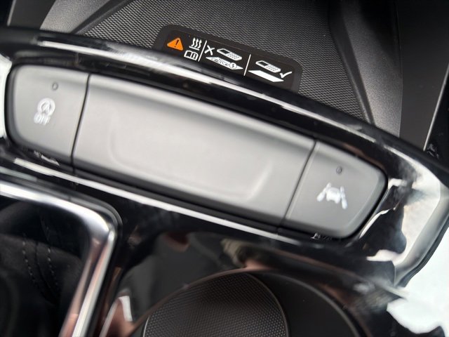 New 2026 Chevrolet Trax LT w/ Sunroof Package image 17