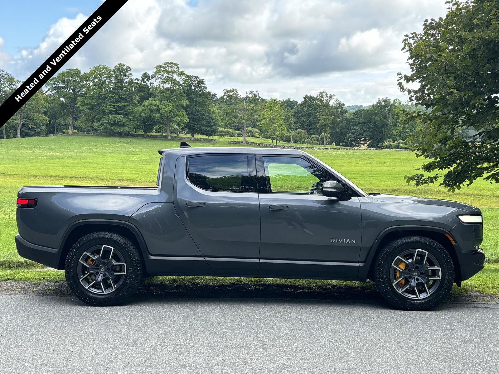 Used 2022 Rivian R1T Launch Edition AWD/4WD image 2