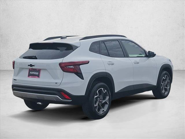 New 2026 Chevrolet Trax LT w/ Sunroof Package image 2