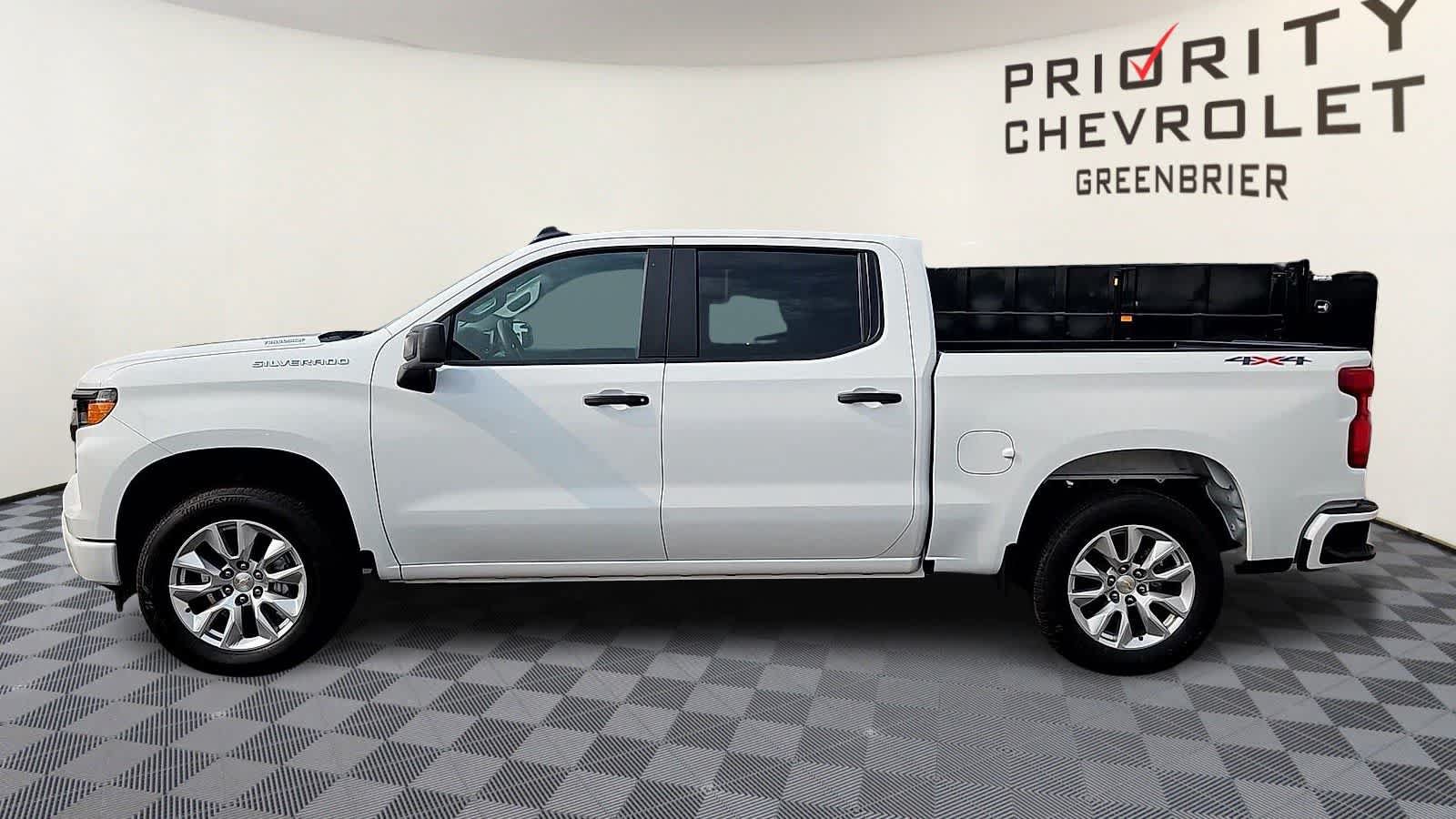 Used 2026 Chevrolet Silverado 1500 Custom AWD/4WD image 5