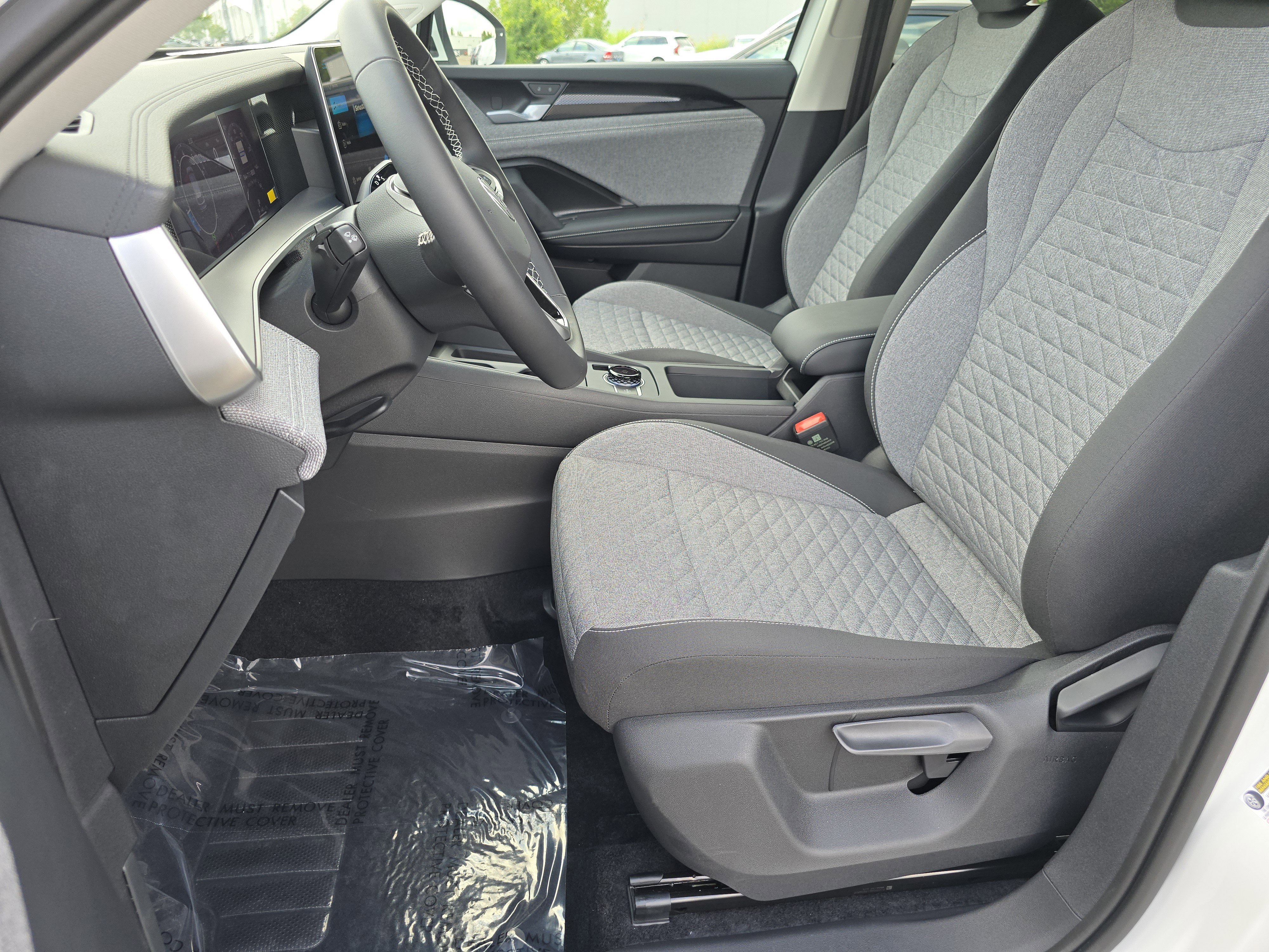 New 2025 Volkswagen Tiguan S image 22