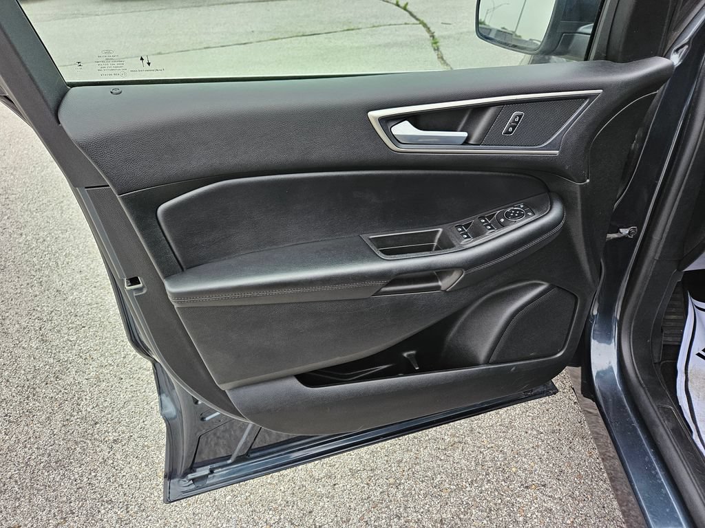 Used 2023 Ford Edge SEL w/ Convenience Package AWD/4WD image 21