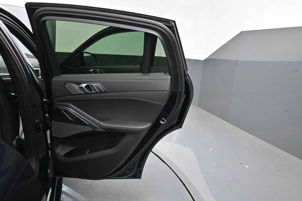 New 2027 BMW X6 xDrive40i AWD/4WD image 28