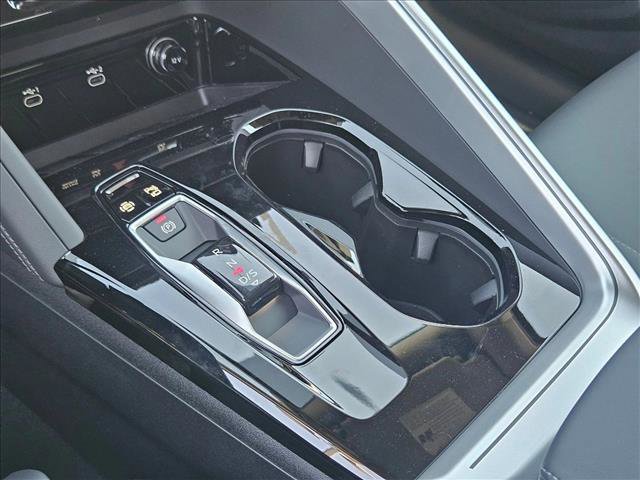 New 2025 Audi Q5 Premium Plus image 12