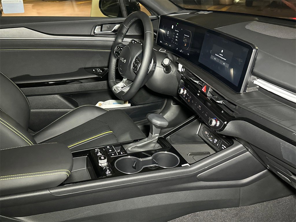 New 2026 Kia K5 GT image 9