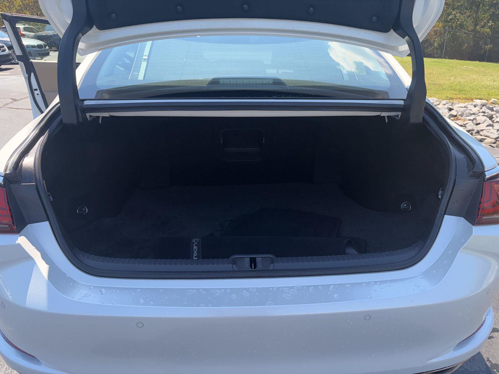 Used 2019 Lexus ES 350 w/ Accessory Package FWD image 18