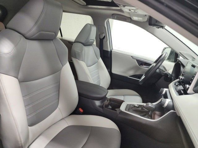 Used 2020 Toyota RAV4 Limited w/ All Weather Liner Package image 19
