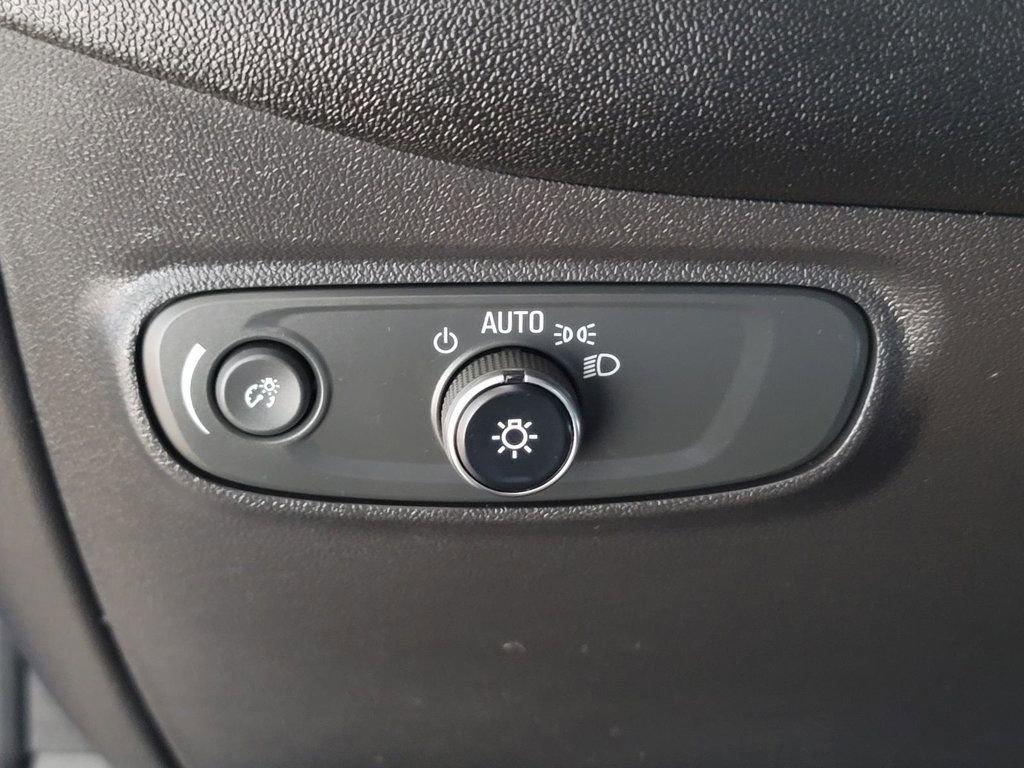 Used 2022 Chevrolet Equinox LT image 21