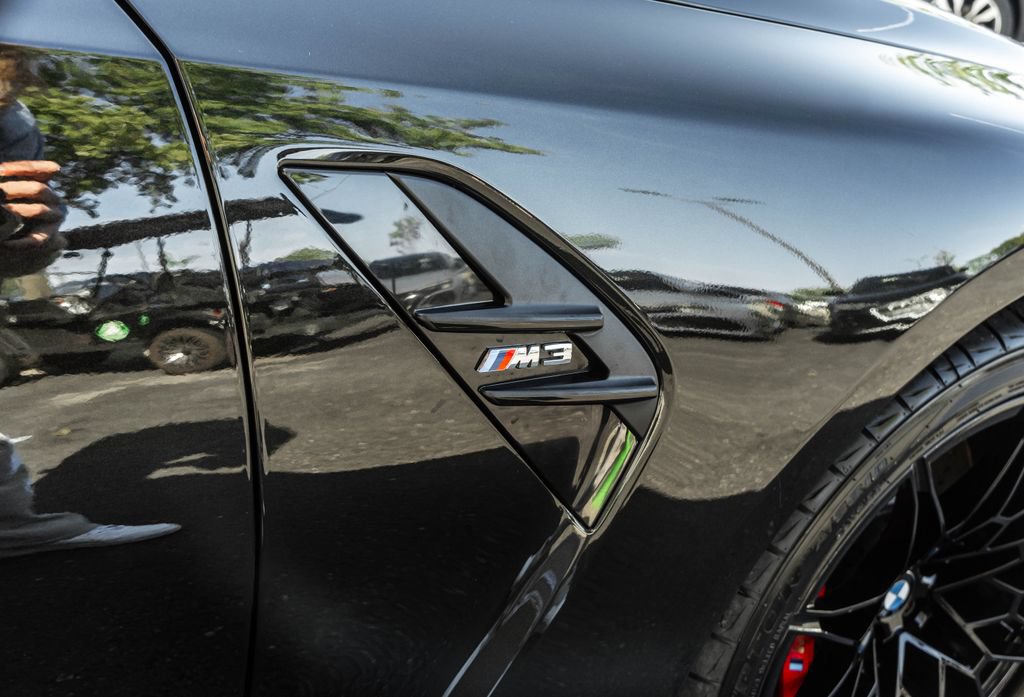 Used 2021 BMW M3 RWD image 4