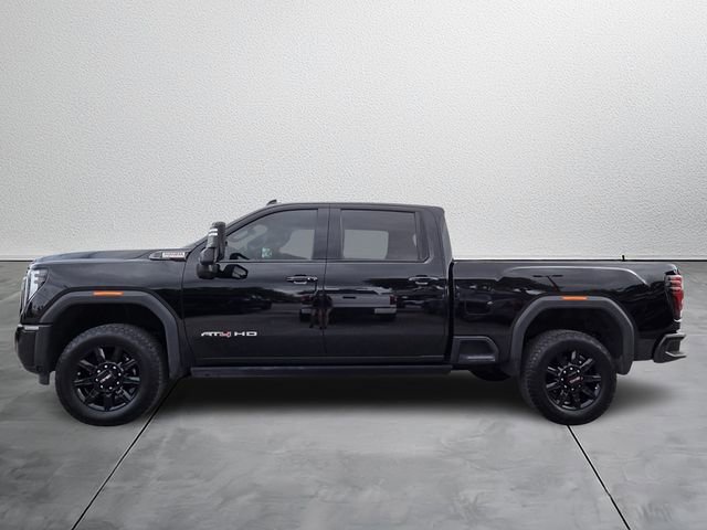 Used 2024 GMC Sierra 3500 AT4 w/ AT4 Premium Plus Package AWD/4WD image 2
