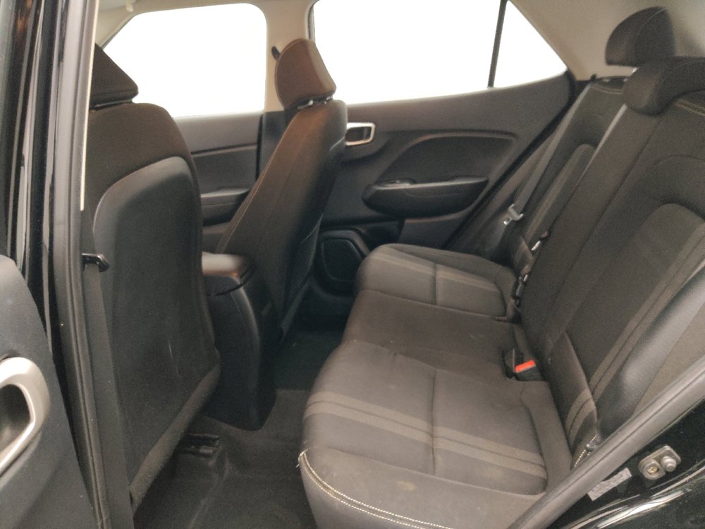 Used 2020 Hyundai Venue SEL w/ Convenience Package image 18