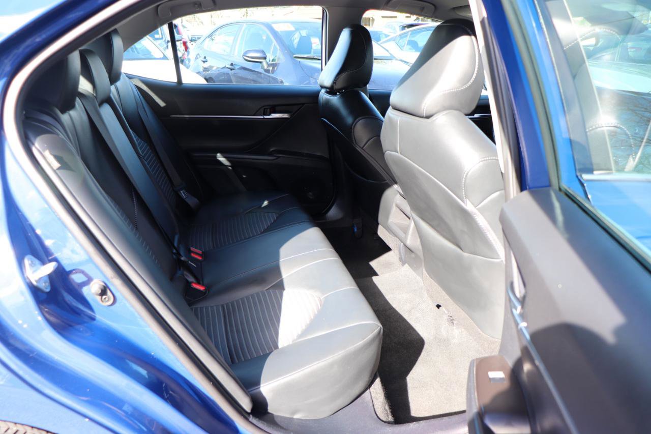 Used 2024 Toyota Camry SE image 13