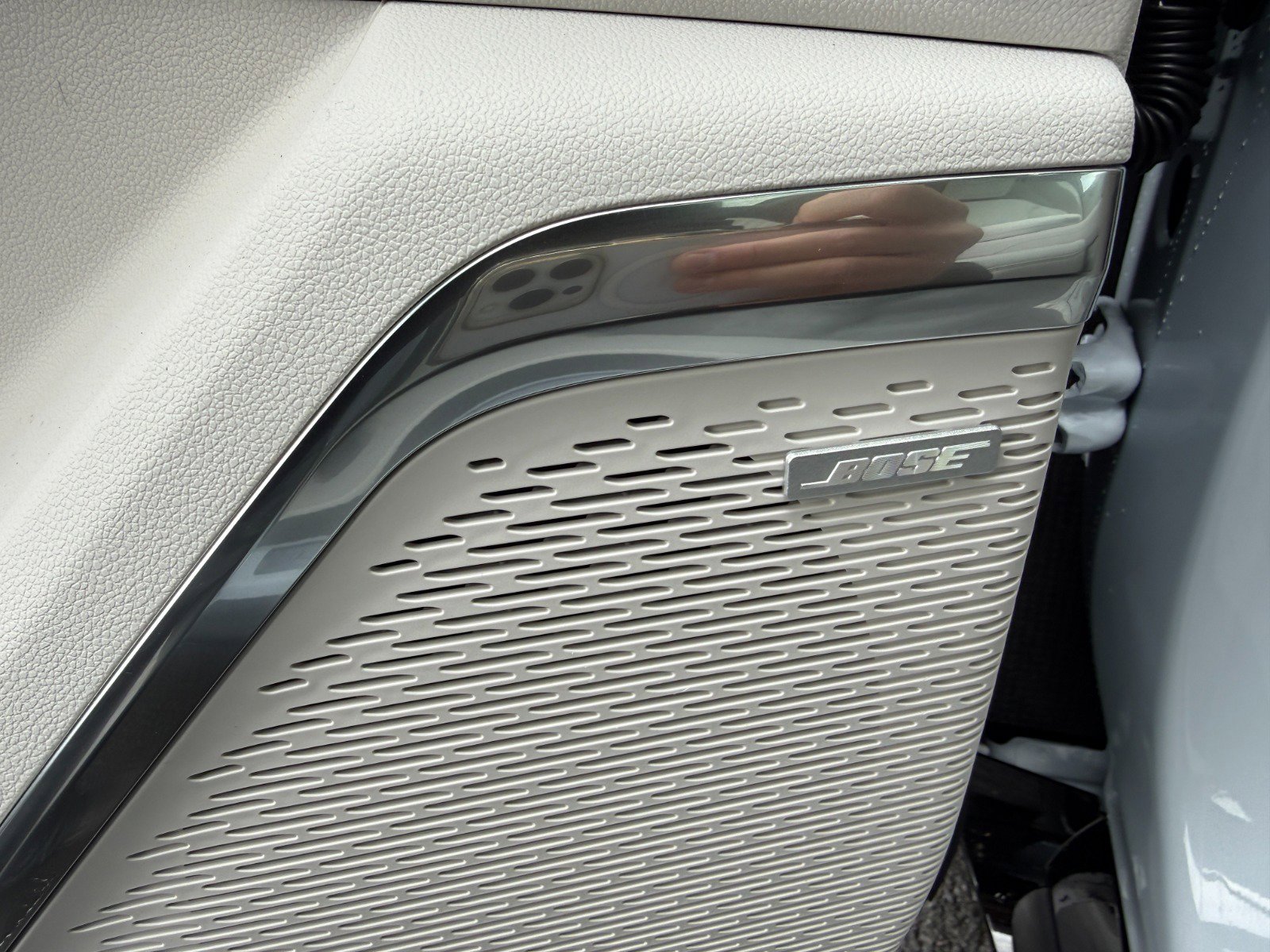 New 2026 GMC Acadia Denali w/ Super Cruise Package image 28