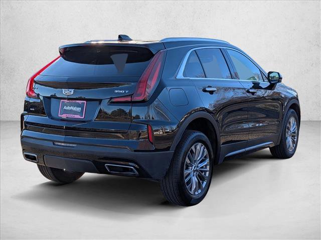 Used 2024 Cadillac XT4 Premium Luxury image 5
