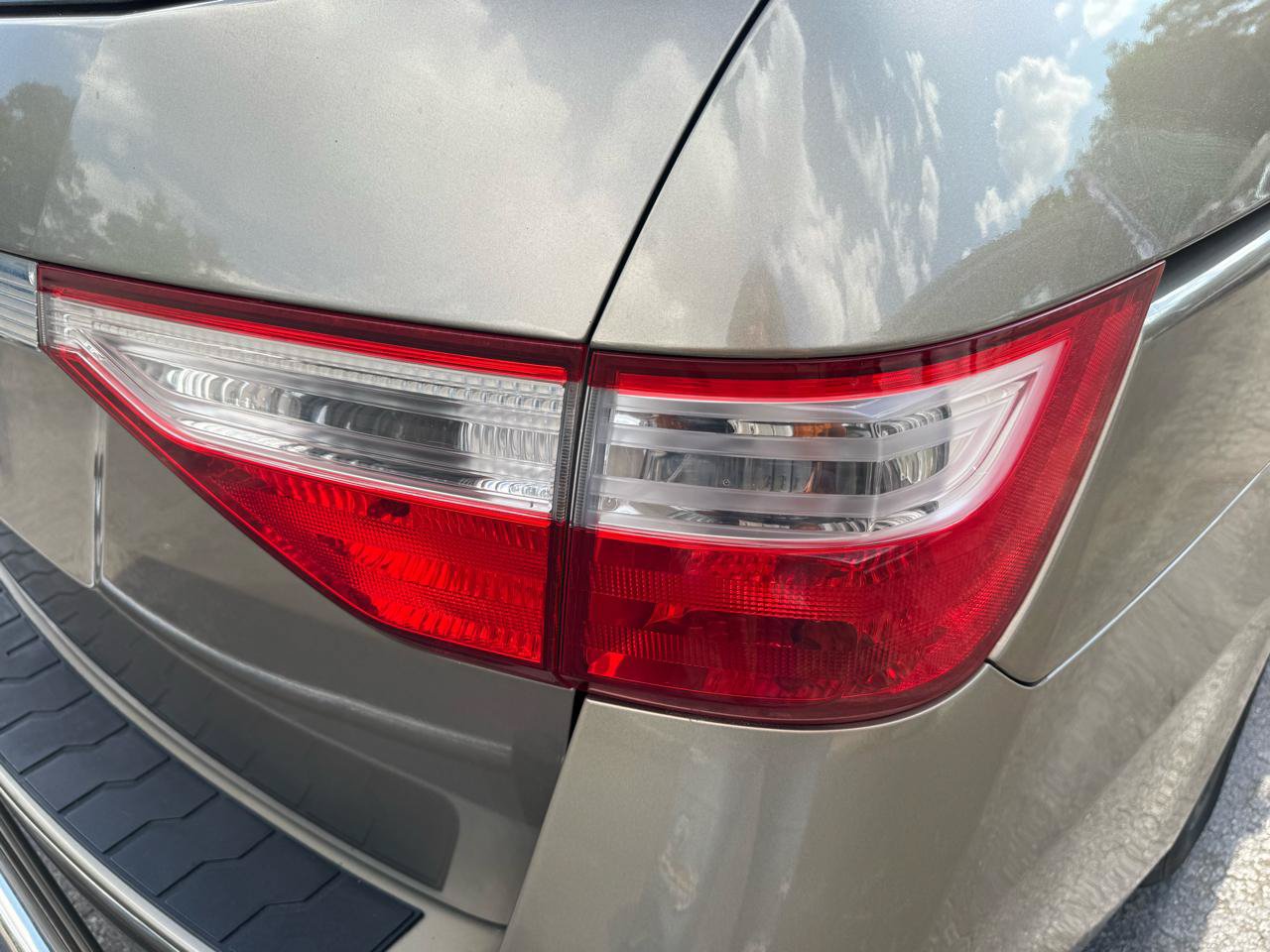 Used 2013 Honda Odyssey EX image 24
