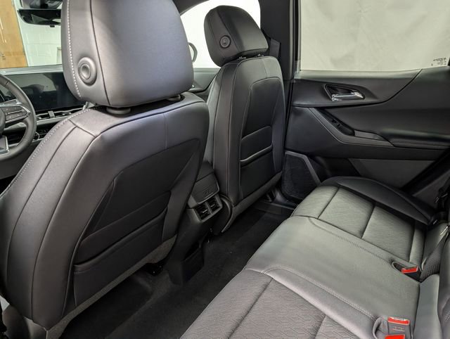 New 2026 Chevrolet Equinox LT image 12