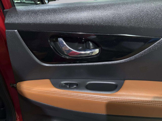 Used 2017 Nissan Rogue SL w/ SL Premium Package AWD/4WD image 49