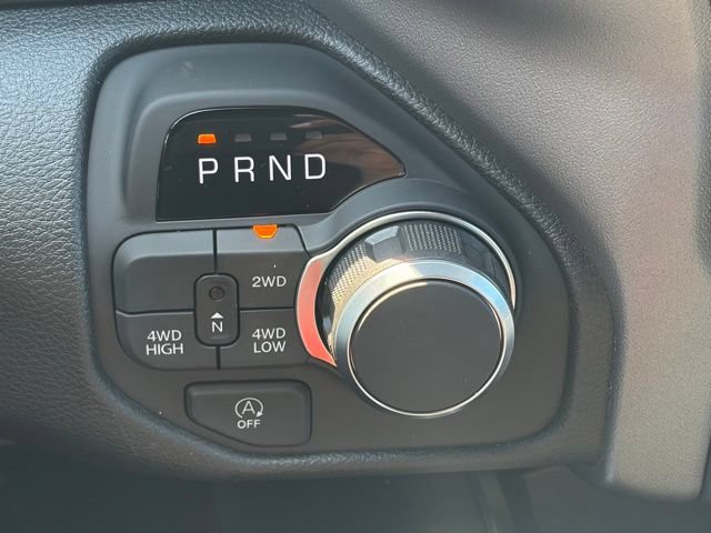 New 2026 RAM 1500 Express AWD/4WD image 21