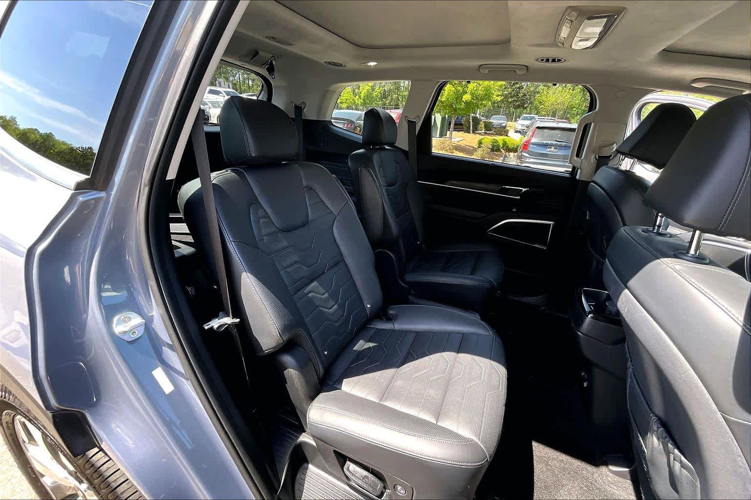 Used 2020 Kia Telluride SX w/ SX Prestige Package AWD/4WD image 19