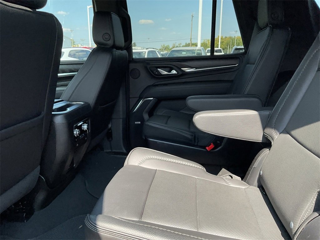 Used 2024 GMC Yukon Denali image 17