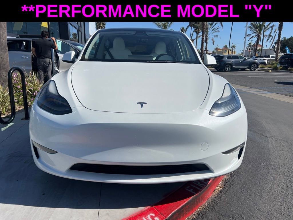 Used 2023 Tesla Model Y Performance image 40