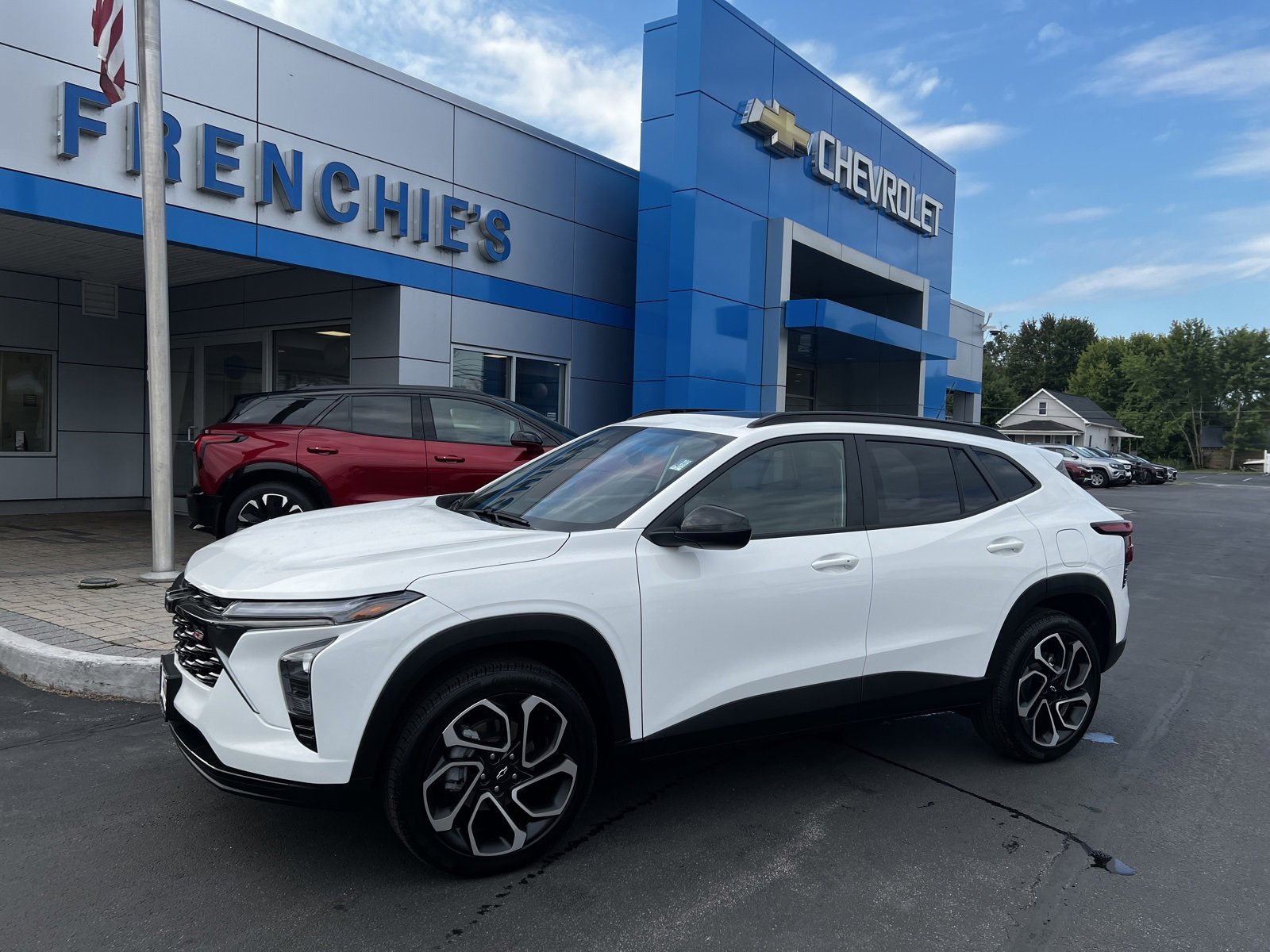 Used 2025 Chevrolet Trax RS w/ Sunroof Package