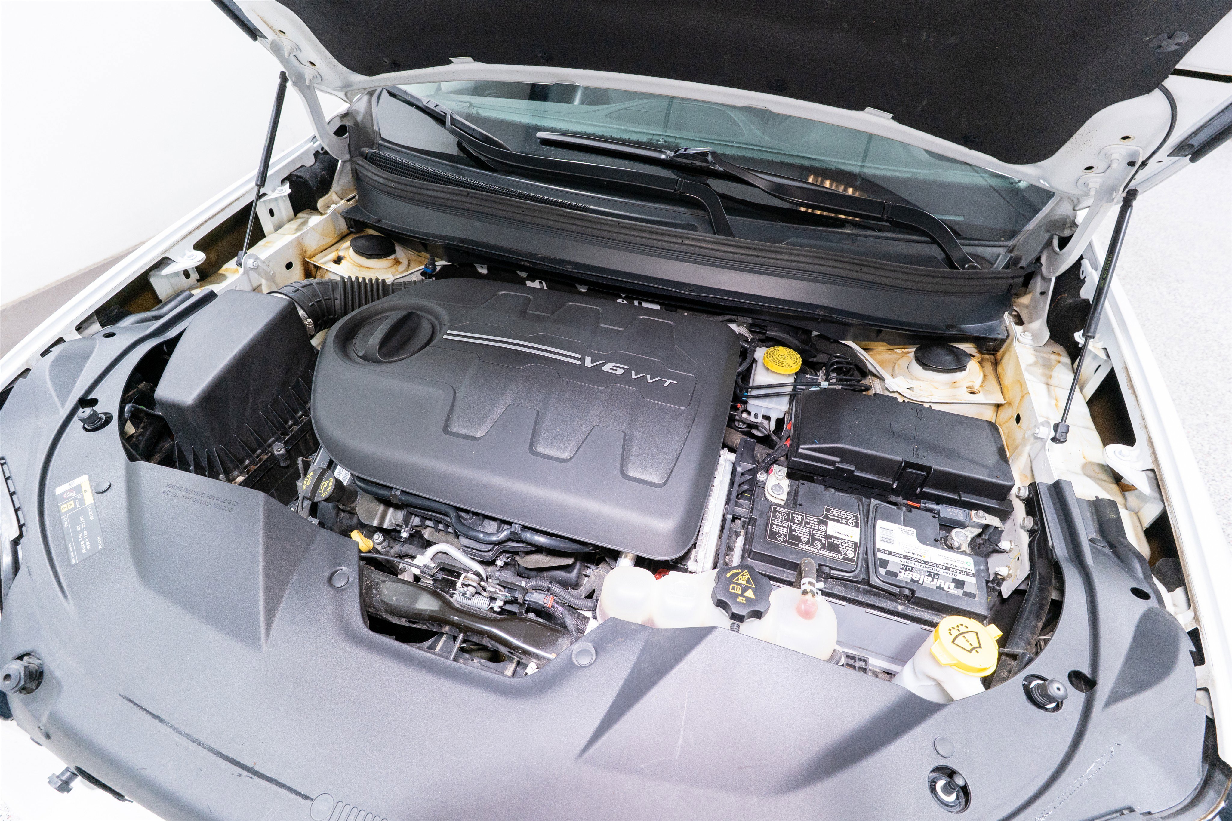 Used 2019 Jeep Cherokee Latitude Plus w/ Cold Weather Group image 33