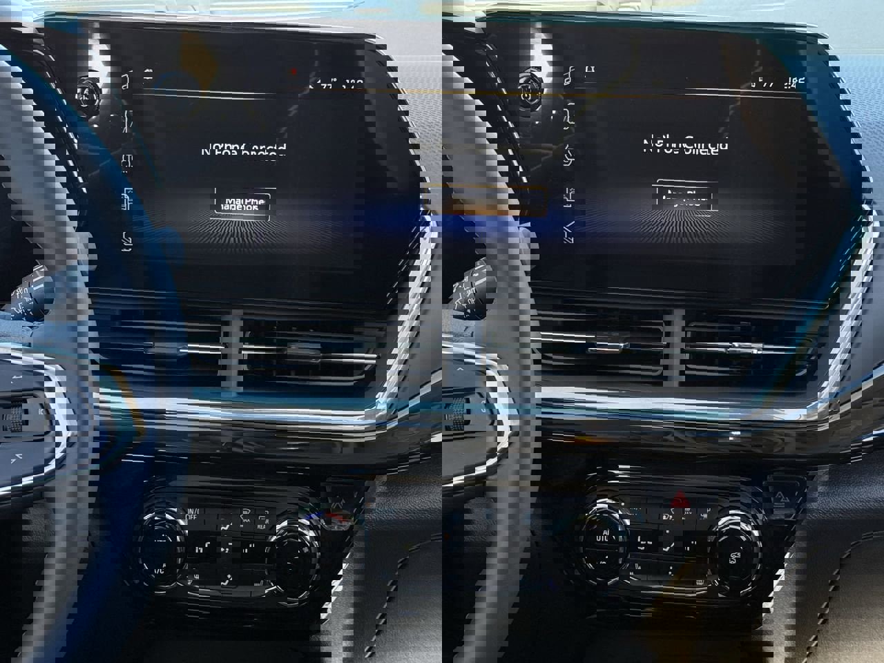 New 2026 Chevrolet Trax ACTIV w/ Sunroof Package FWD image 16