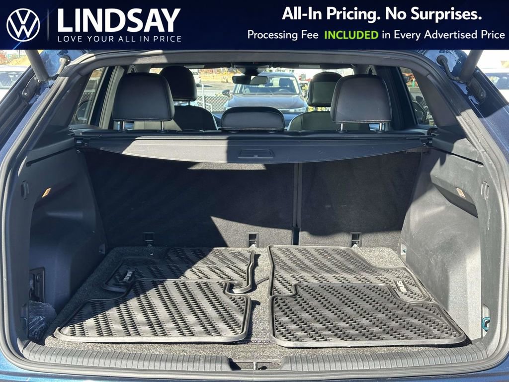 Used 2022 Volkswagen Atlas Cross Sport SEL R-Line image 15