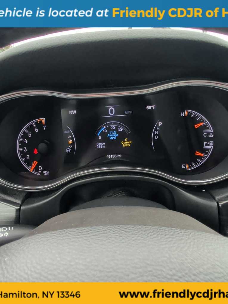 Used 2020 Jeep Grand Cherokee Laredo image 9