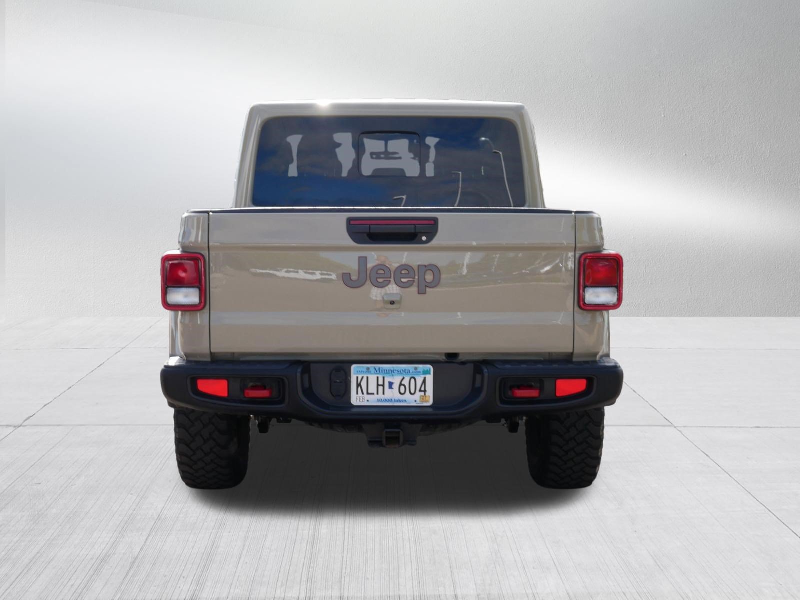 Used 2022 Jeep Gladiator Rubicon w/ Cold Weather Group AWD/4WD image 6