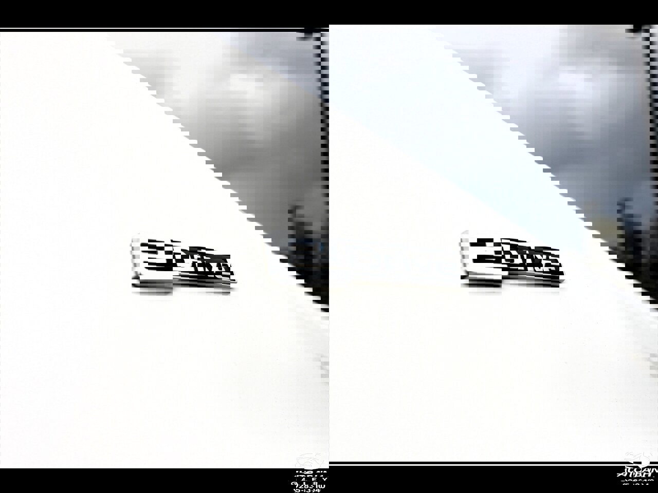 Used 2019 BMW 530e w/ M Sport Package image 11